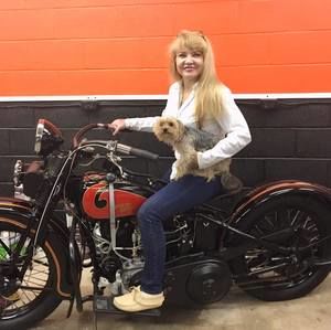 Meet your Posher, Tania